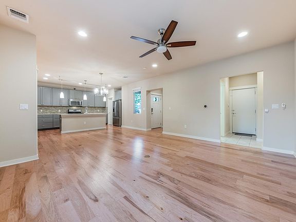 3rd image of 4406 Banister Ln #A