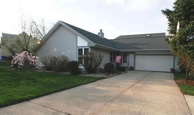 1st image of 5688 Williamsburg Way
