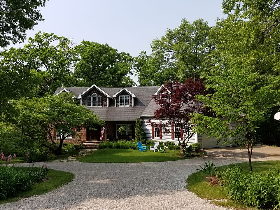 1st image of 530 E Lakeshore Dr