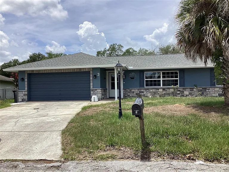 3 Oak Ridge Rd — Photo 1