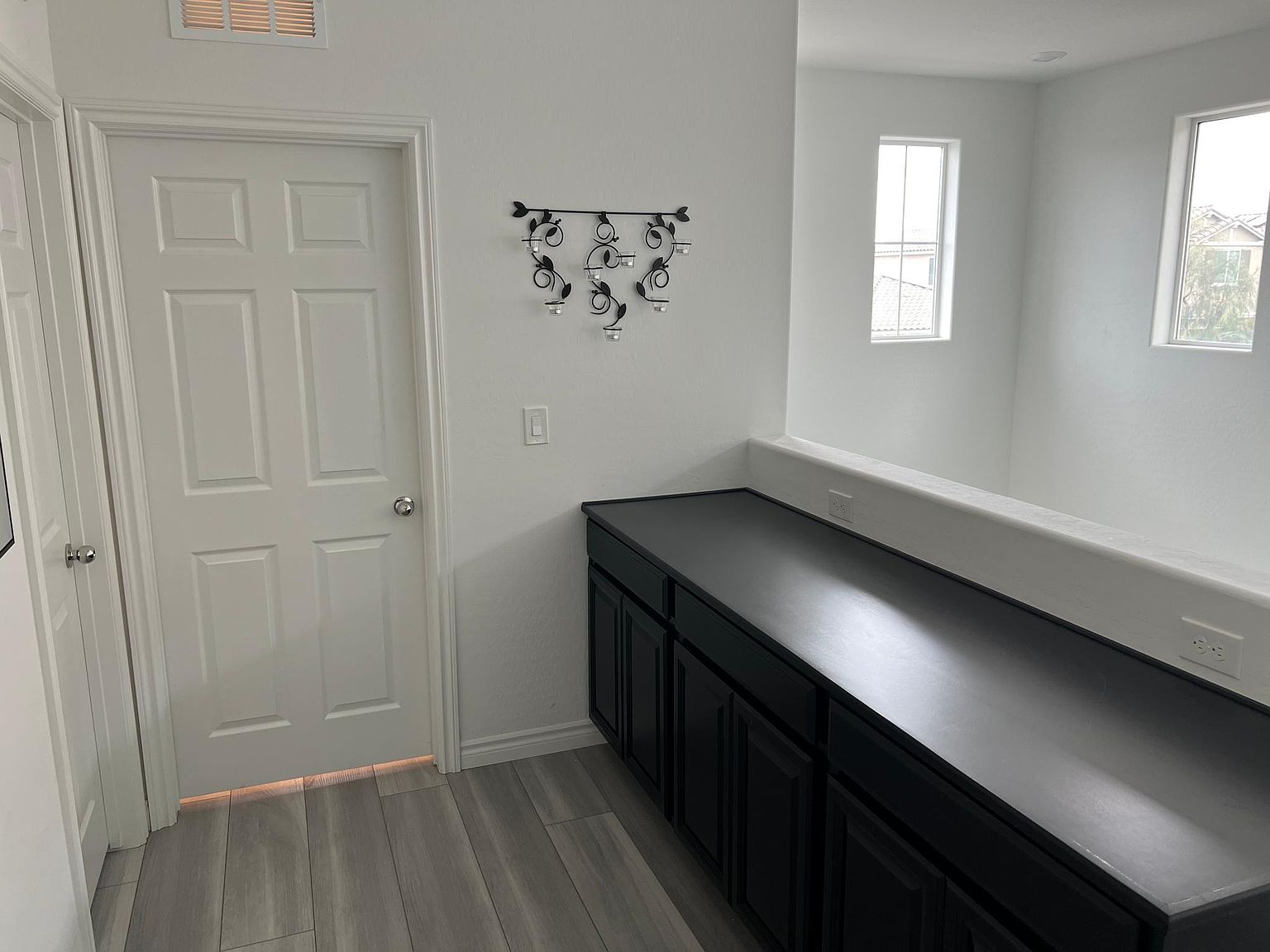 North Las Vegas, NV 89031