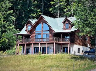209 Carr Ln, Rickman, TN 38580