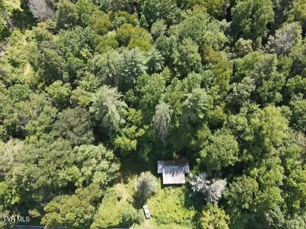 3132 State Route 606, Keokee, VA 24265