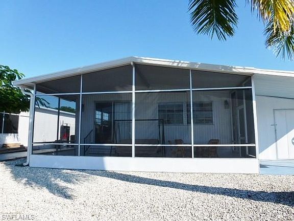 3rd image of 2981 Binnacle Ln