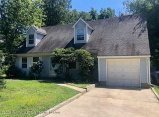 1721 Mohawk Dr, Toms River, NJ