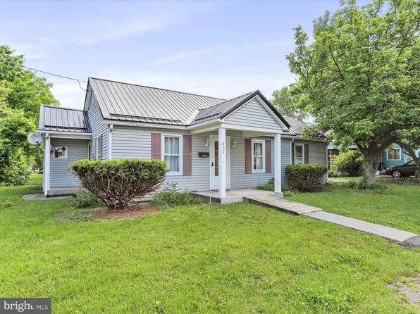 437 Everett Pl, Romney, WV 26757