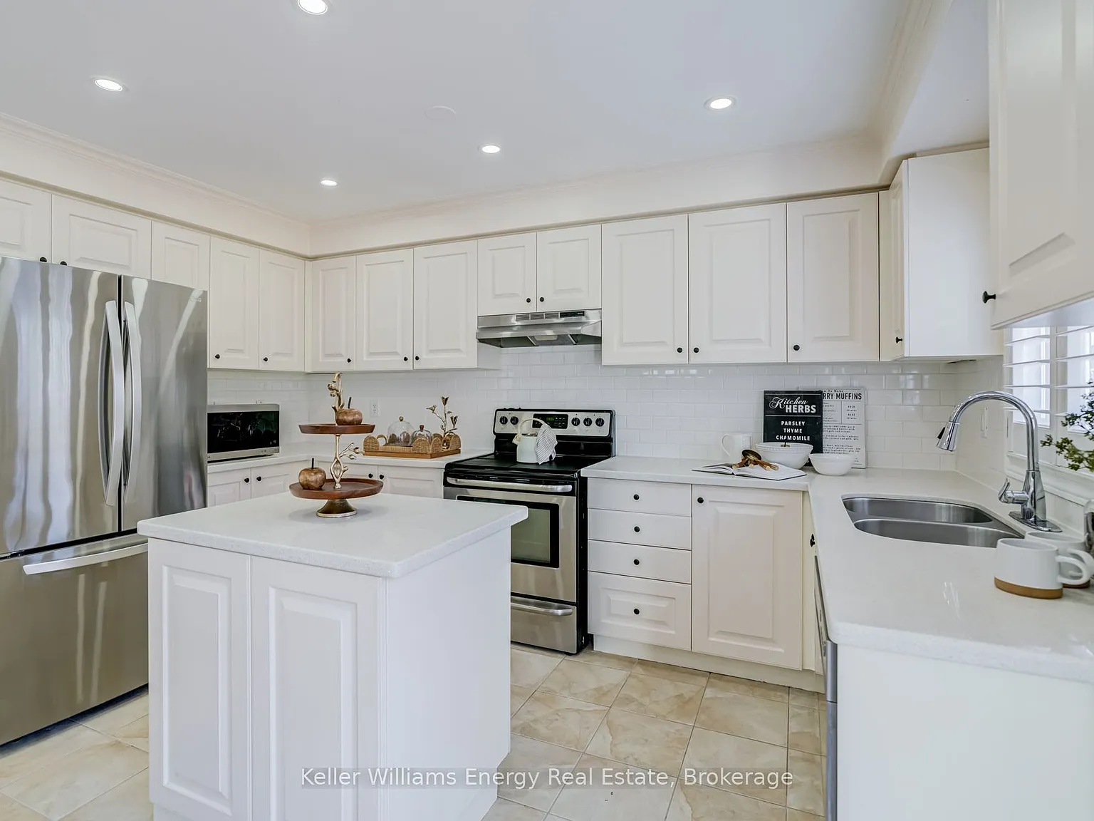 6 bed, $4,200 — Photo 3