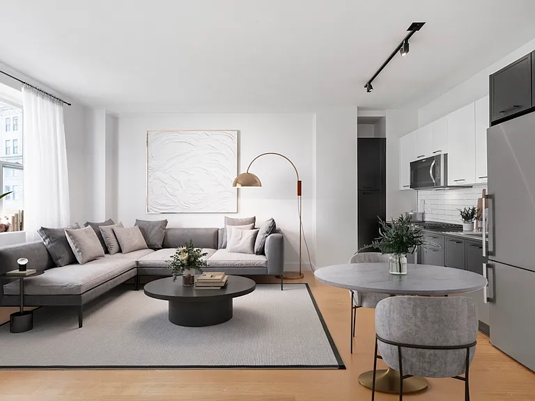63 Wall St #22G — Photo 1