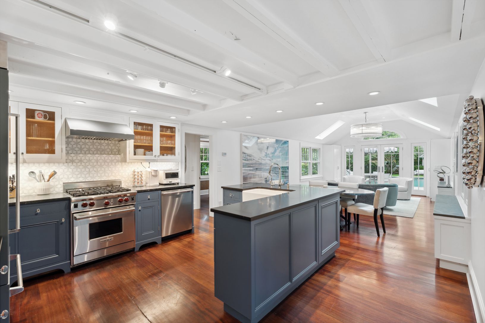  luxury kitchen