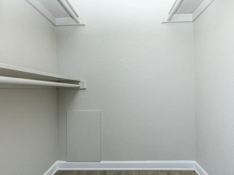 Orbit — Photo 18