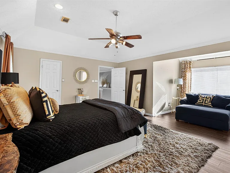 19115 Keyturn Ln — Photo 2