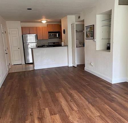 5th image of 1740 Palm Cove Blvd #4-102