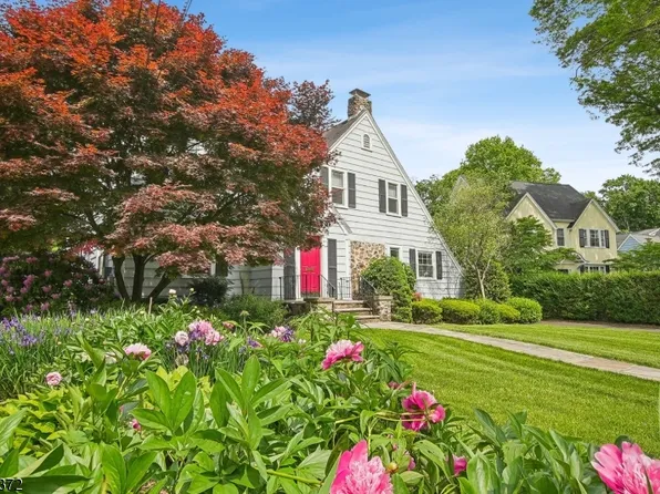 38 CAMPBELL ROAD, Millburn Twp., NJ 07078