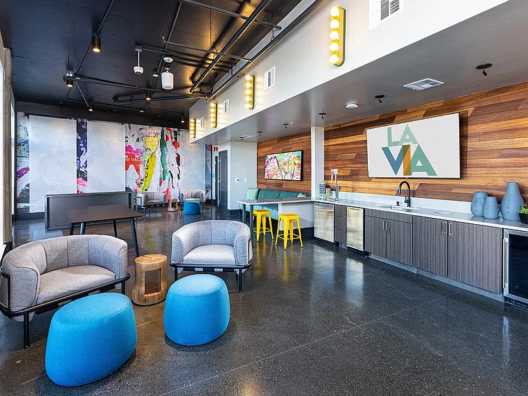 La Via Apartments — Photo 13
