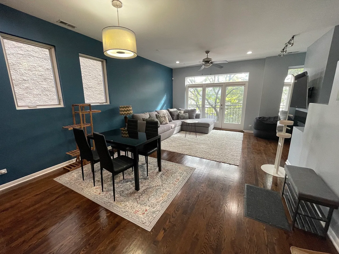 2 bed, 1350 sqft, $3,800 — Photo 3
