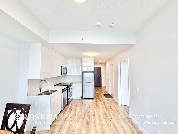 3rd image of 60 Frederick St #3606