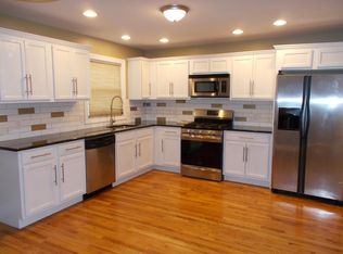 5 Maple Ave APT 203, Vauxhall, NJ 07088