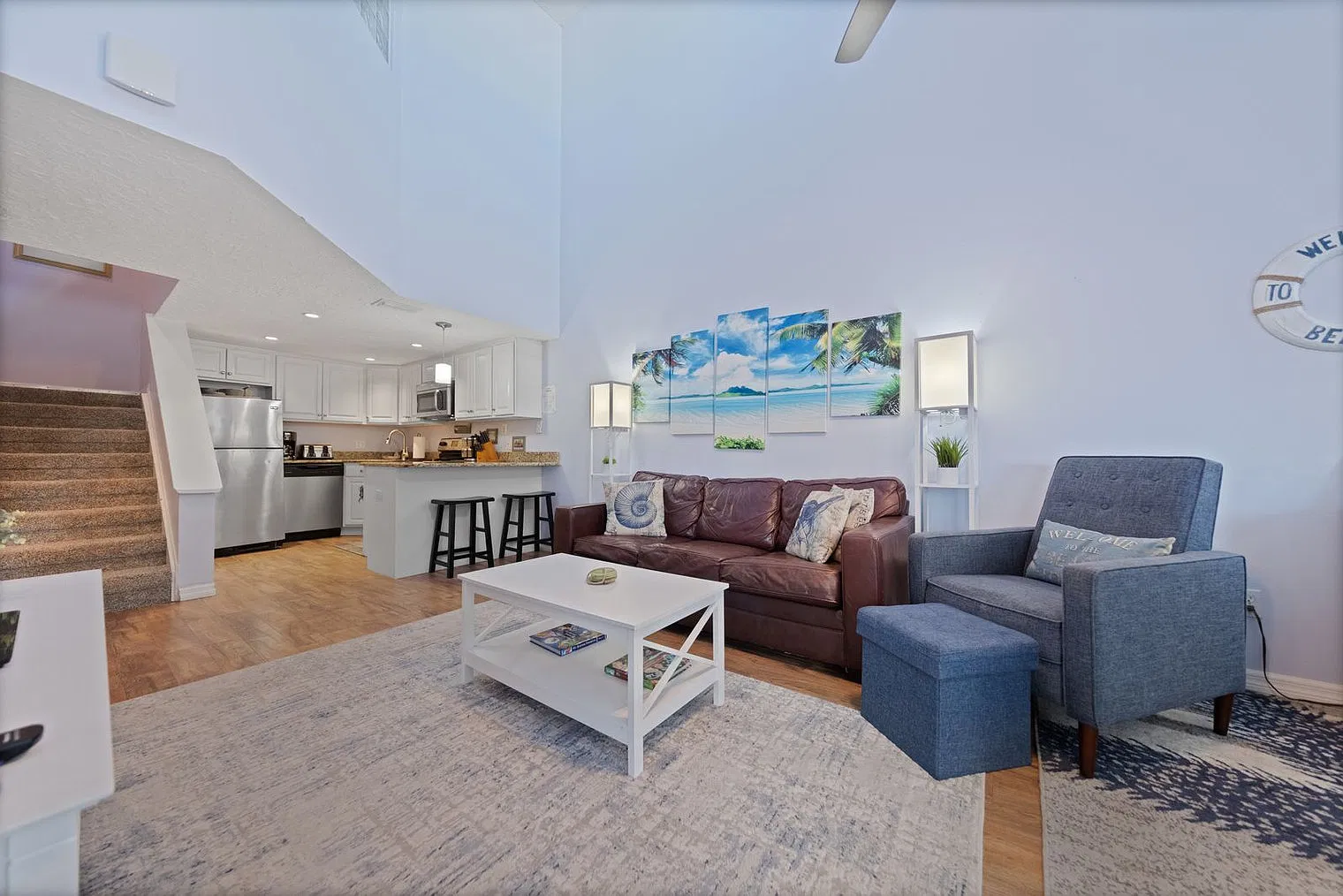 2 bed, 2.0 bath, 12378 sqft, $6,741 — Photo 4