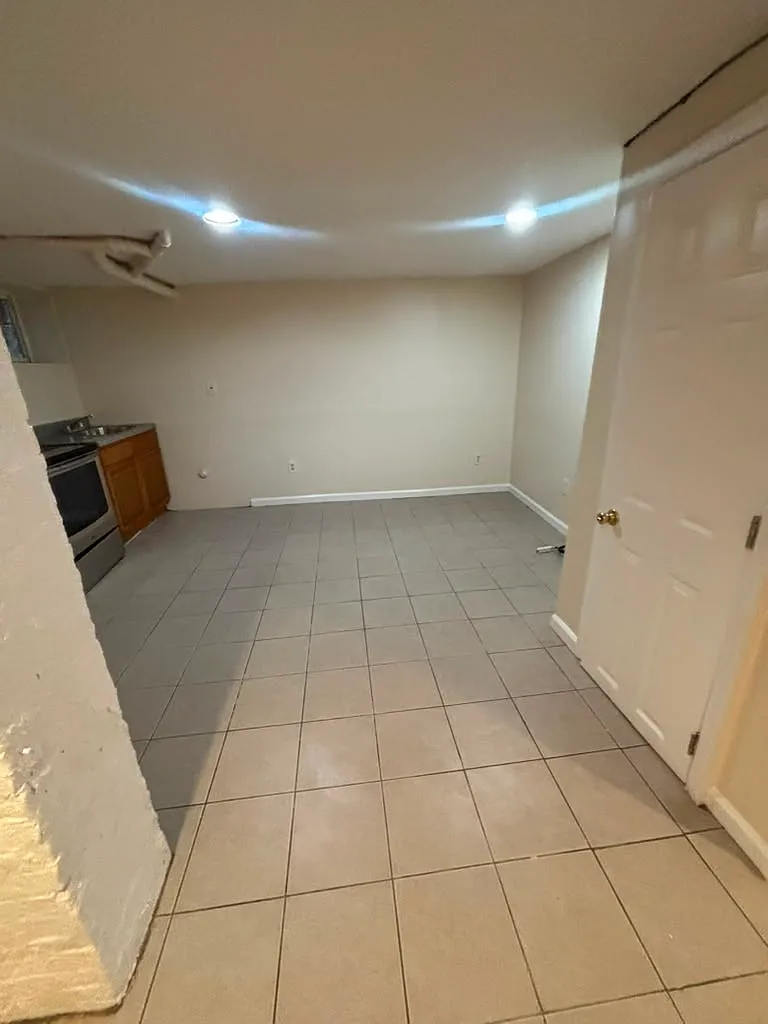 1 bed, $1,100 — Photo 3