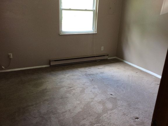 4th image of 2052 4th St #9