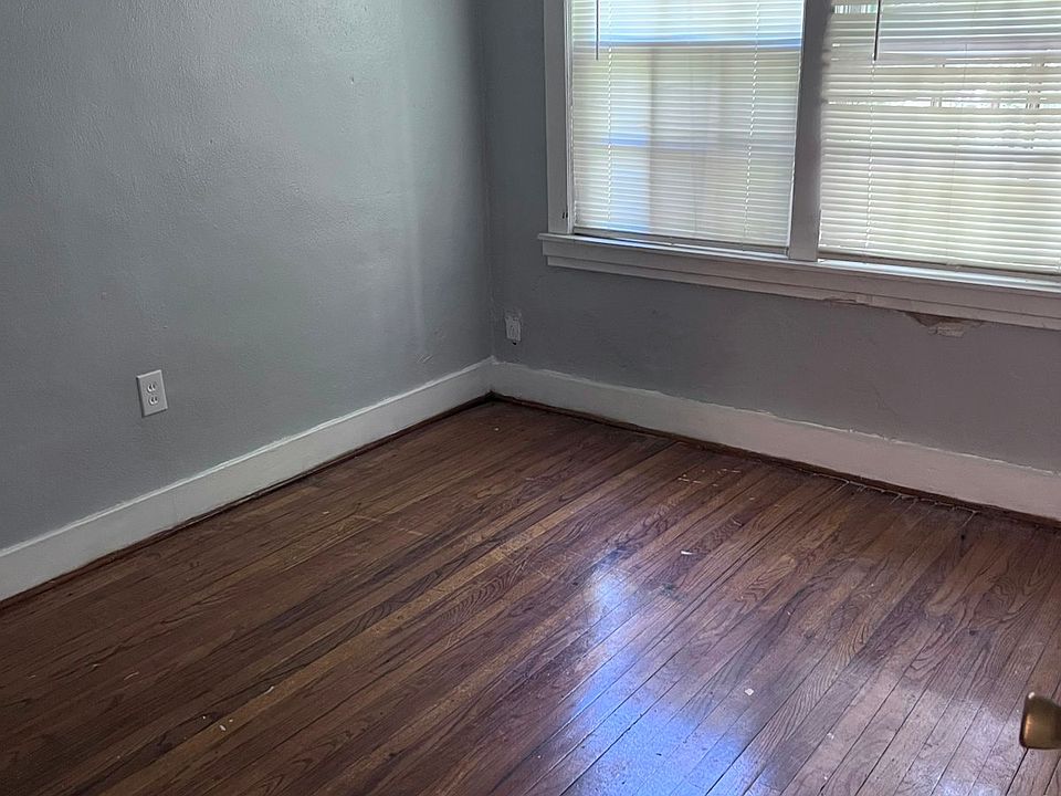 2nd image of 568 Mohawk St