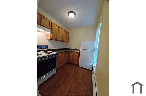 136 N Longwood St #H Photo 1