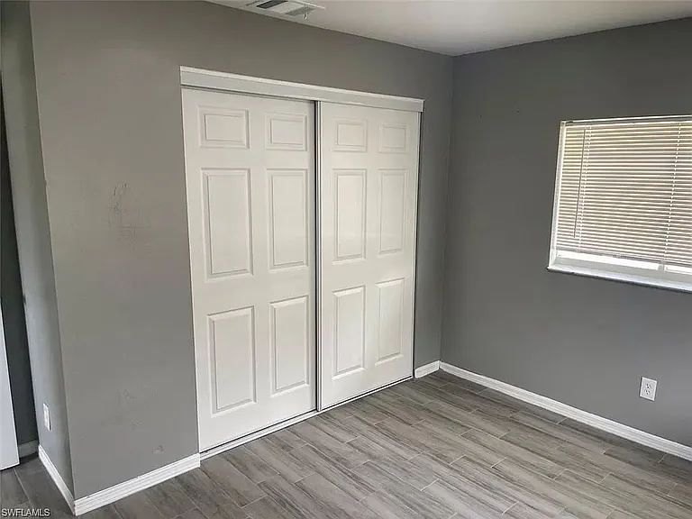 102 Gilbert Ave S — Photo 7