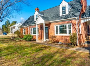 1712 Lakeside Dr, Lynchburg, VA 24501