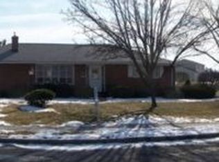 18 W Walnut St, Cleona, PA 17042
