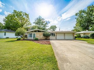 1303 Oakland Dr, Anderson, IN 46012
