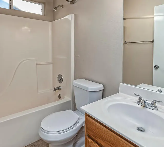 4806 Sterling Manor Dr — Photo 14