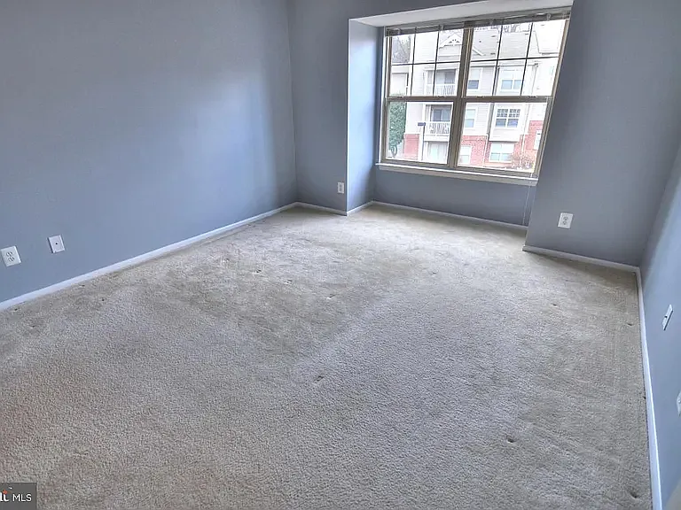 1707 Ascot Way #E — Photo 28