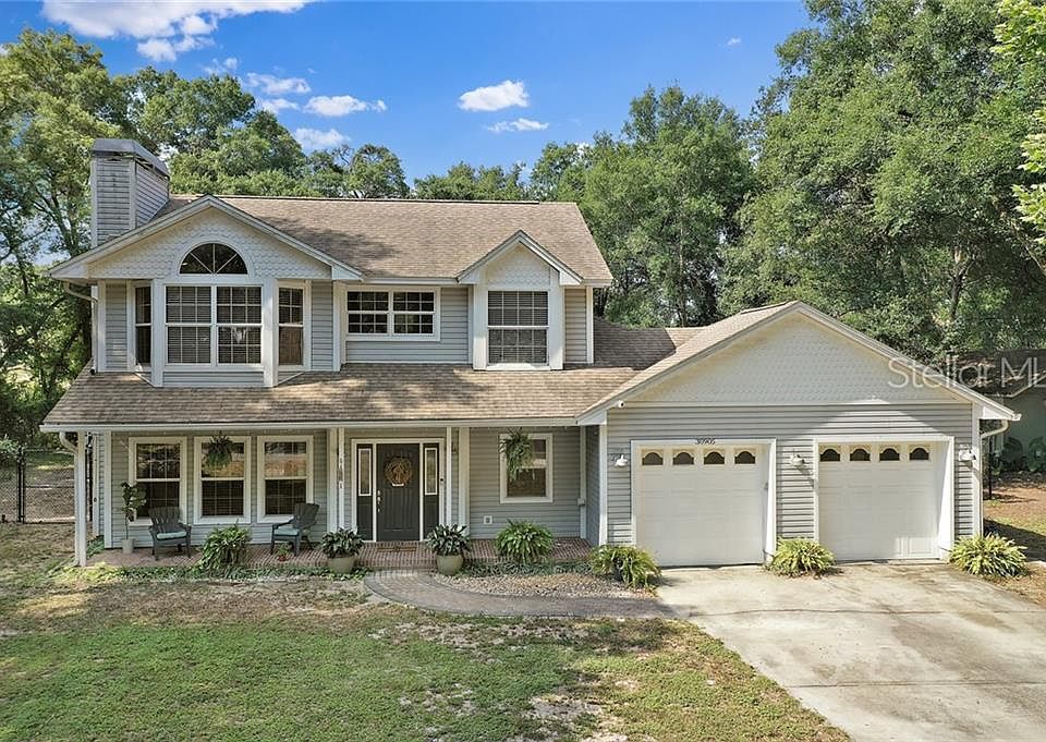 1st image of 30905 Lochmore Cir