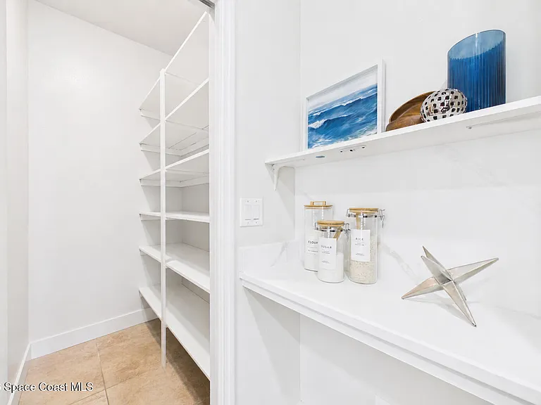 6106 Indigo Crossing Dr — Photo 16