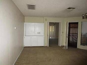 2nd image of 4809 Hahn Ave APT 44