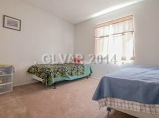 4484 Oakhill Cir, Las Vegas, NV 89121