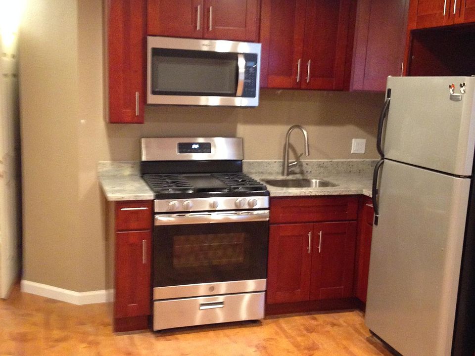 1st image of 3005 Noriega St