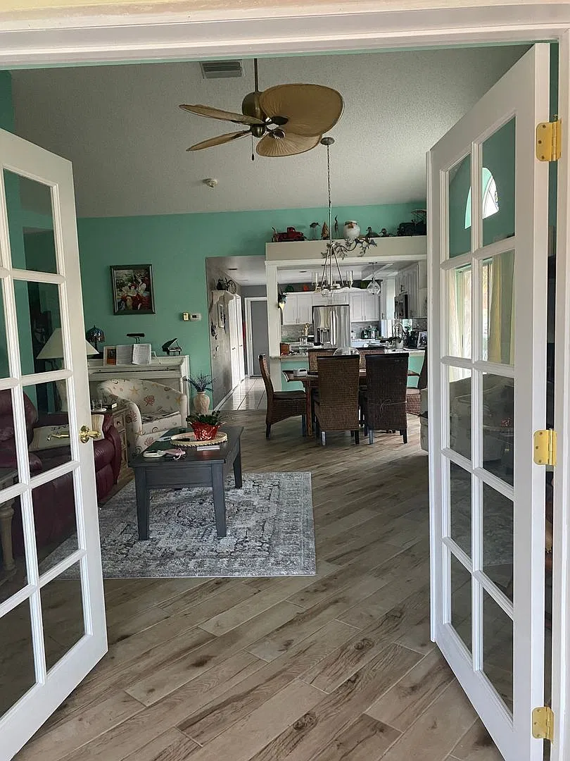 Charming 2BR House in Bradenton — Photo 1