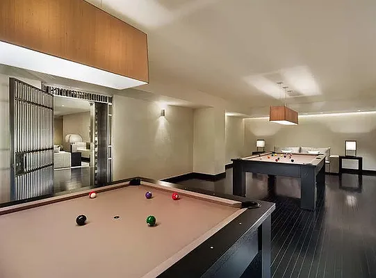 Rented by Onyx Group of New York | media 21