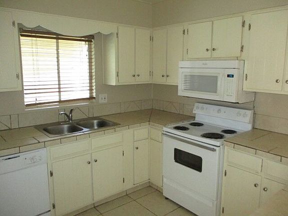 5th image of 4715 W Desert Hills Dr