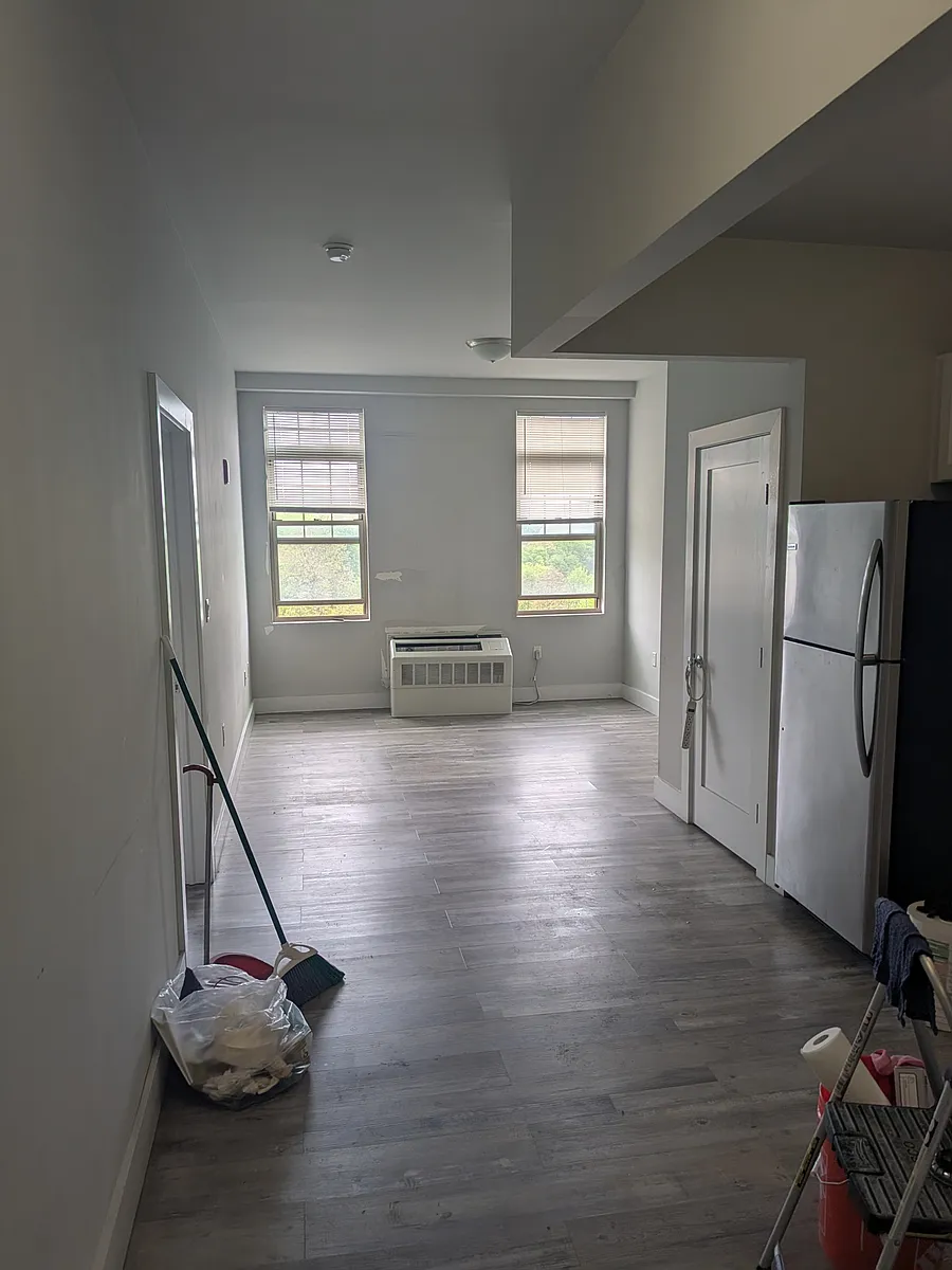 Building Photo - 72 Ashburton Ave #6B