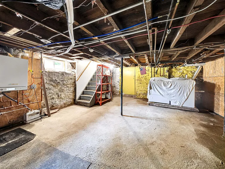 329 South St #1E — Photo 32