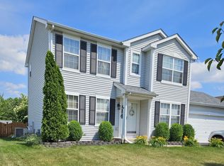 536 N Charles St, Cortland, IL 60112