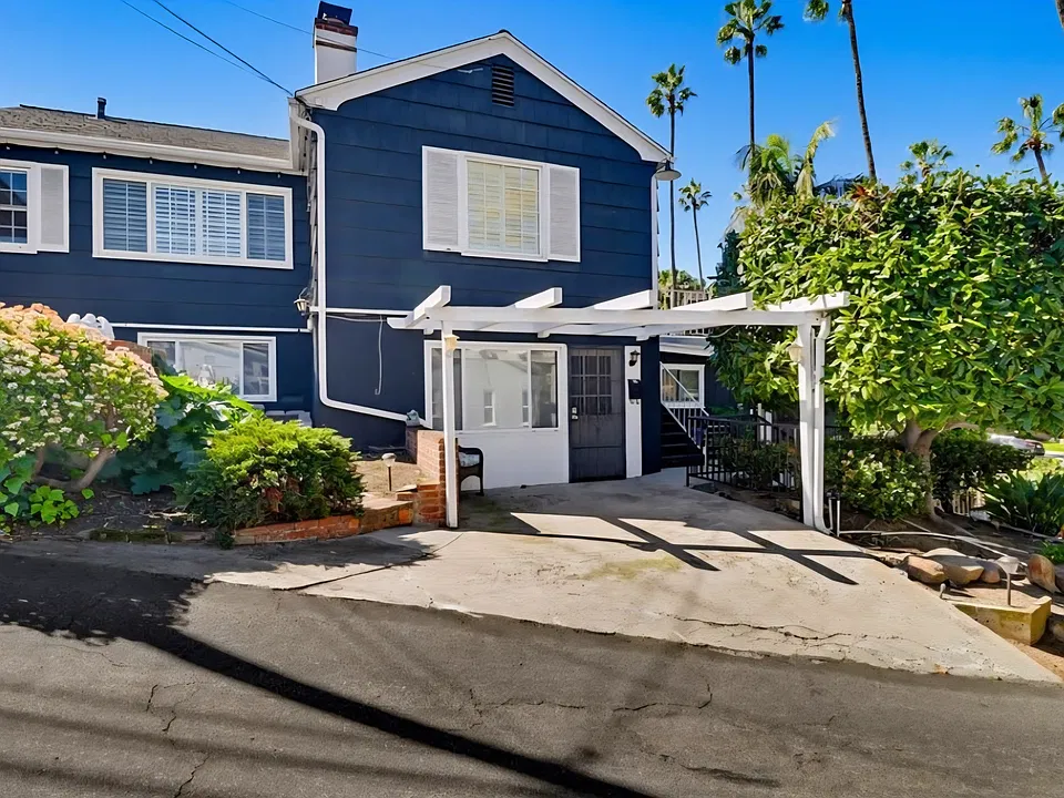 8459 La Mesa Blvd #2