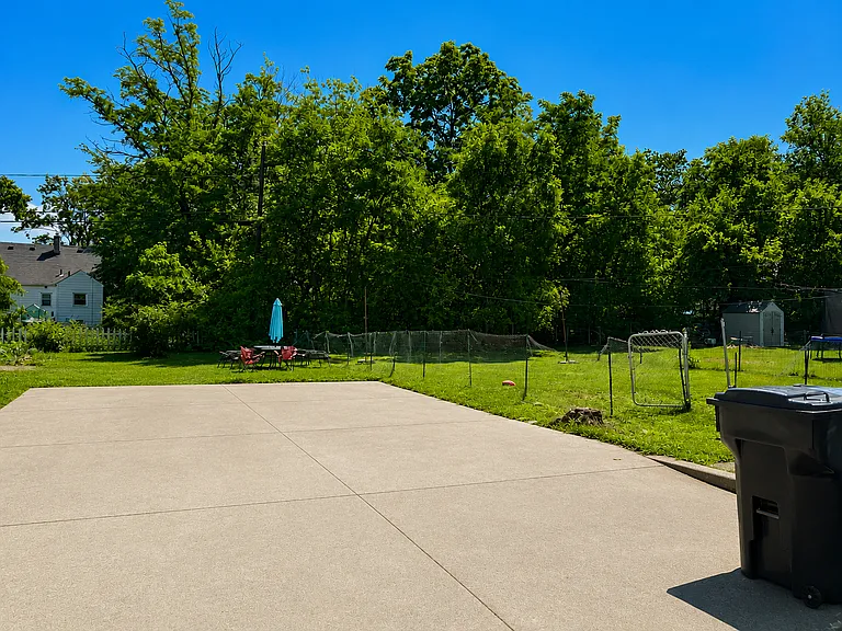 1266 Hugo Ave — Photo 14