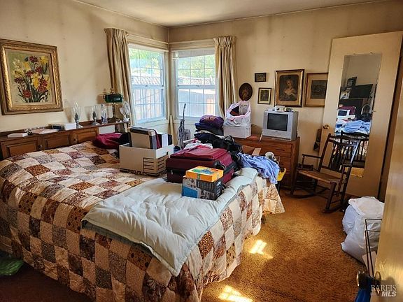 3rd image of 3036 Magowan Drive