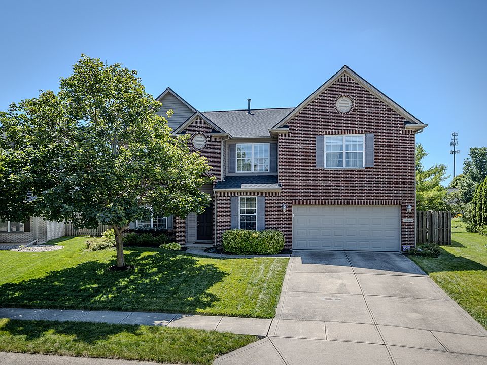 1st image of 5825 Courtyard Cres