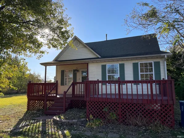 311 S National St, Medaryville, IN 47957