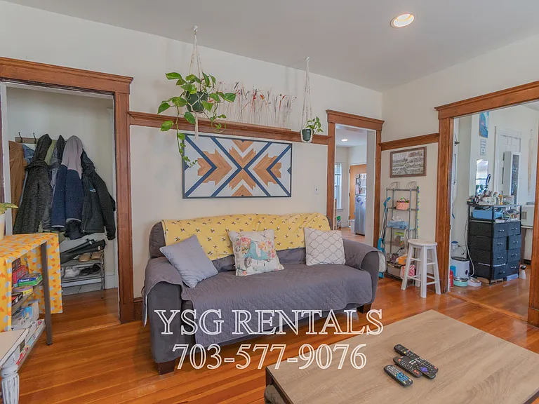 40 Easton St #1 — Photo 11