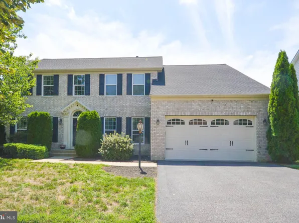 10645 Long Leaf Ln, Waldorf, MD 20603